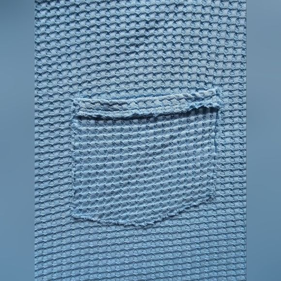 ✨ PILCRO S Anthropologie Waffle Knit Crop Tee | Blue | Effortless Coastal Casual - Picture 4 of 9